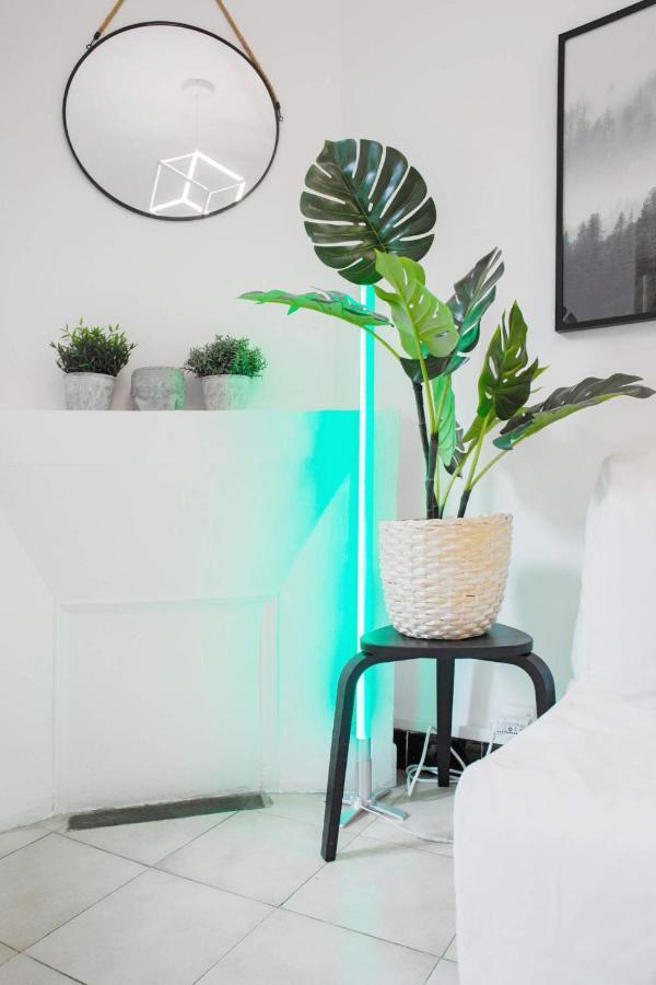 Gregbnb-Com - T2 37M2 - Climatise - Parking Inclus - Balcon - Wifi Fibre - Appartement No1 Toulon Dış mekan fotoğraf